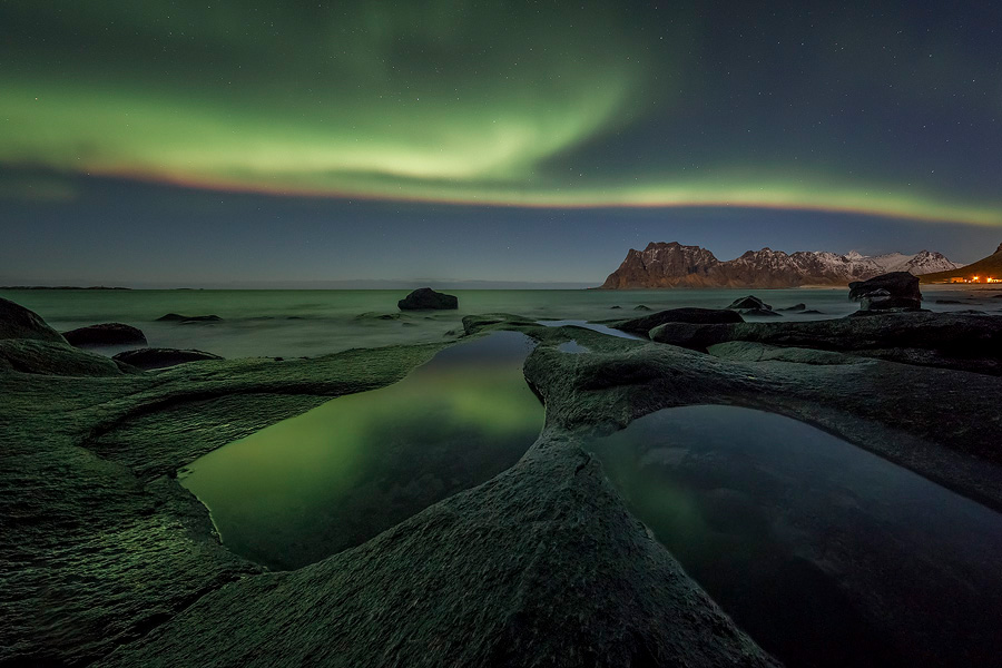 Stacked from 2 images at 11mm, F4, 13sec, ISO3200